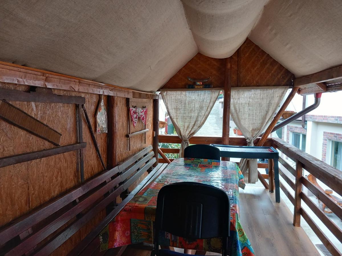 Casa Rariana Hotell Călimăneşti Exteriör bild